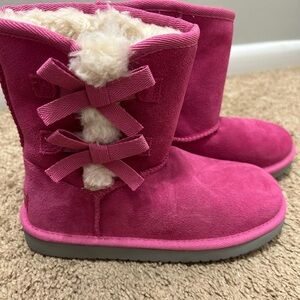 Size 3 Koolaburra by Ugg brand new youth girls